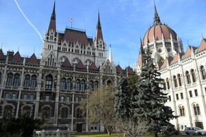 Возможно ли получить статус ПМЖ в Венгрии после участия в программе золотой визы